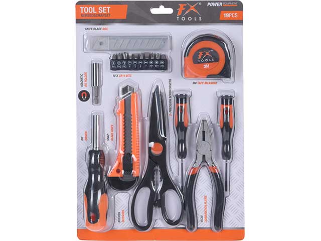 SET ATTREZZI 19pz R05000080