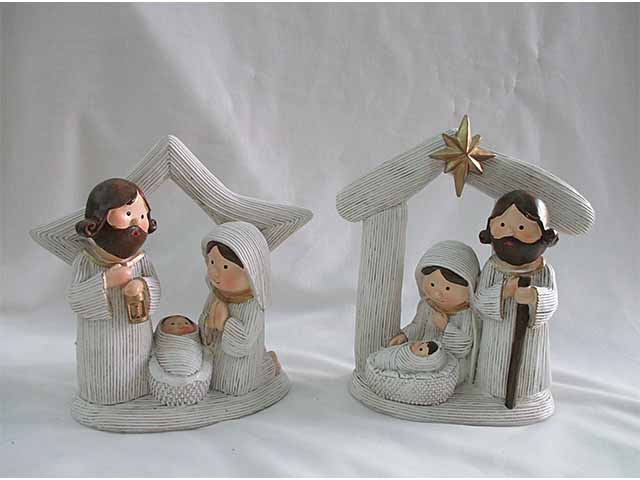 NATIVITA’ C/CAPANNA VESTE TIPO LANA 14CM 2ASS.