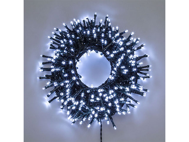 CATENA CLUSTER 2000LED B.FREDDO 40,5MT U.E. 49130 CATENA CLUSTER 2000LED B.FREDDO 40,5MT U.E. 49130