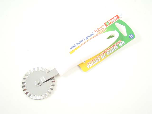 ROTELLA PER PASTA LINEA FAMILY  0723