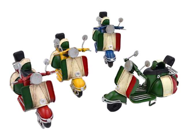 VESPA IN METALLO ITALIA 12CM 8456A1