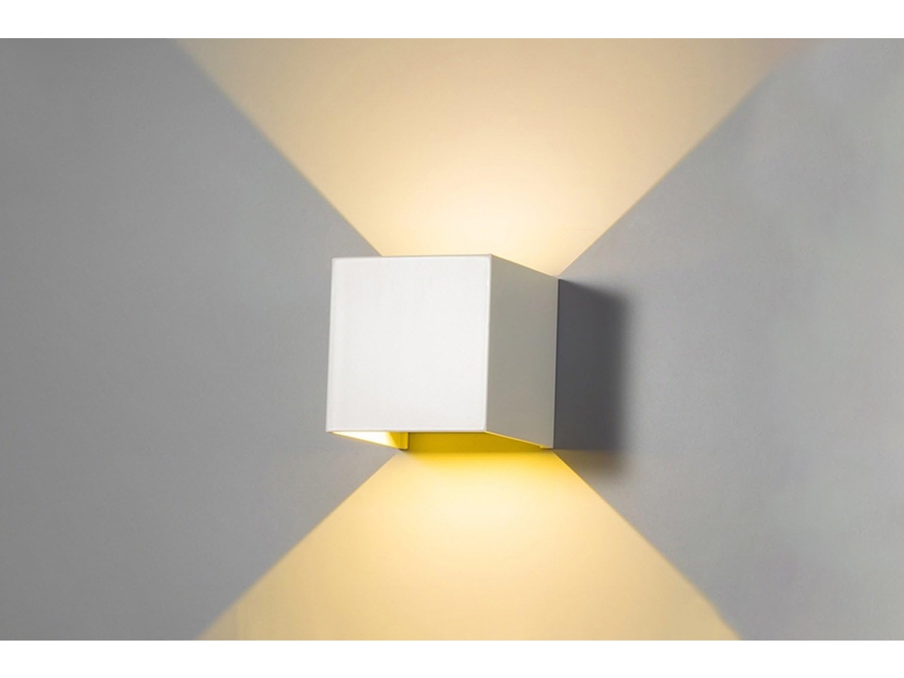 APPLIQUE ALLUMINIO 2LED B.CALDA 6820050