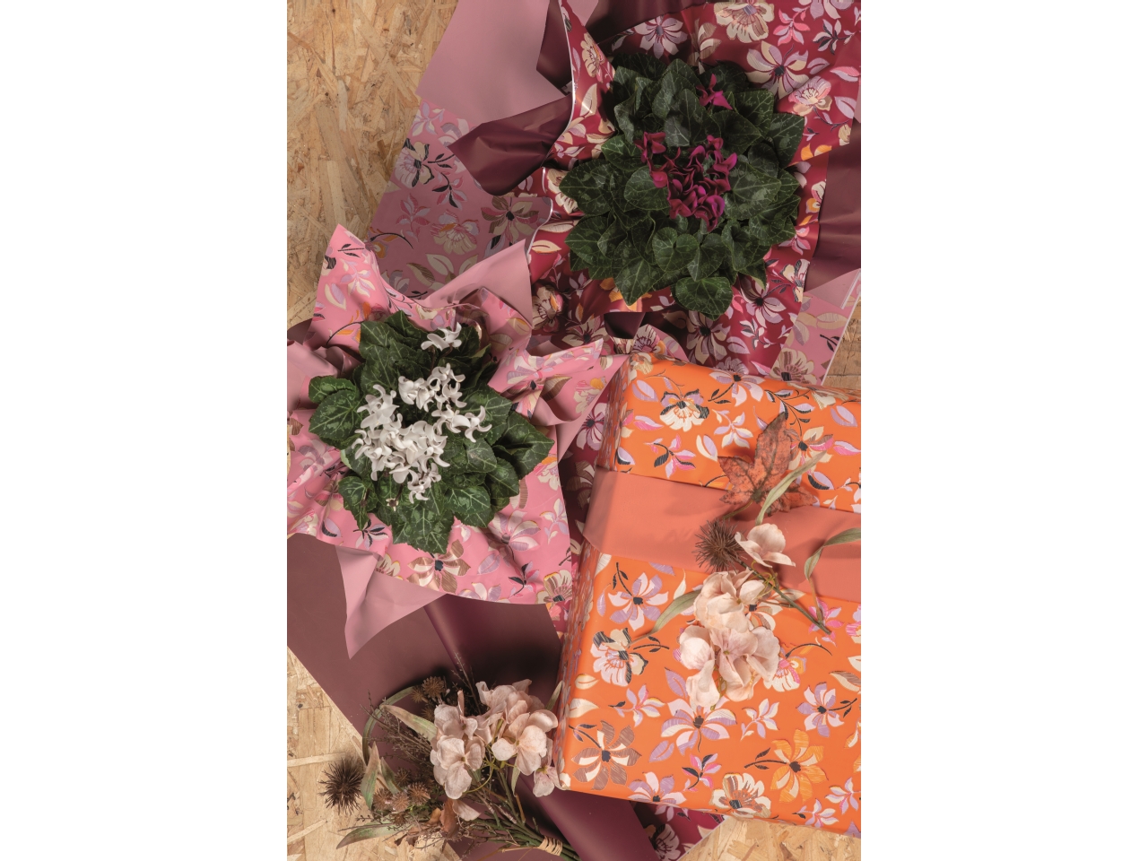 BOBINA COUTURE PERL.1X25MT VERDE B-V93PM-KL2VE