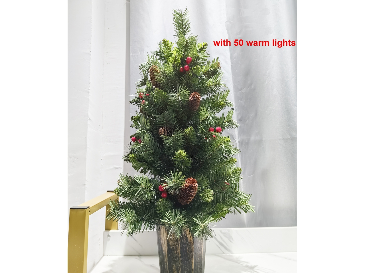 ALBERO 75CM 50LUCI B.CALDO C/VASO/BACCHE/PIGNE