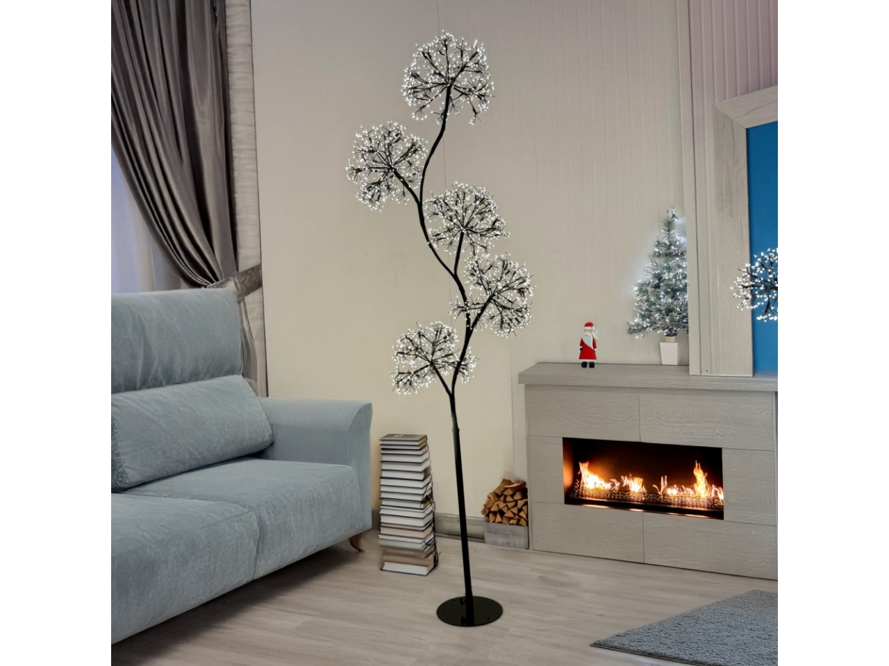 ALBERO 170CM C/5SFERE 1800LED B.CALDO+F. U.E.79267 ALBERO 170CM C/5SFERE 1800LED B.CALDO+F. U.E.79267