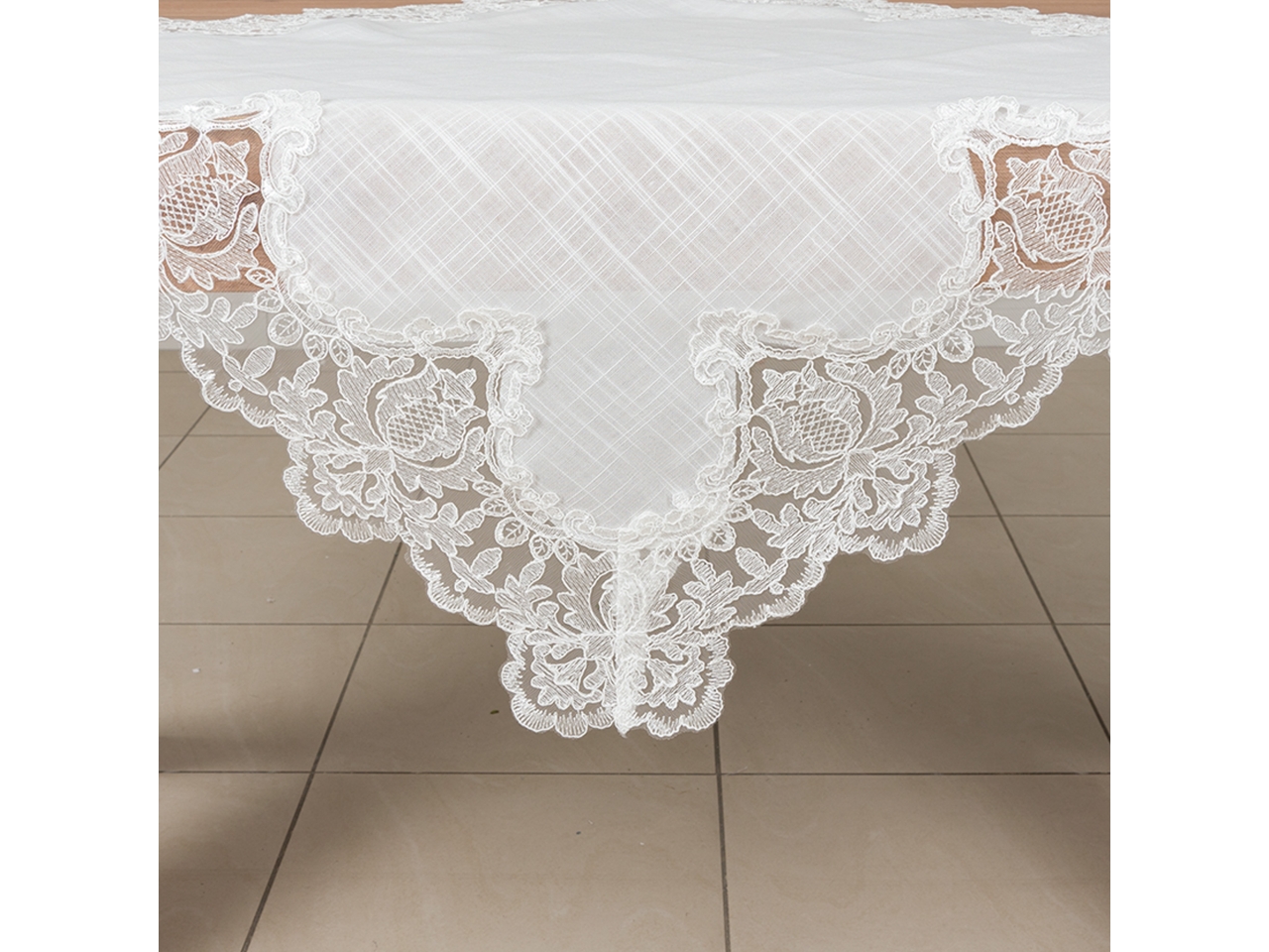 L.DIANA TOVAGLIA C/PIZZO 100X100CM TS60316