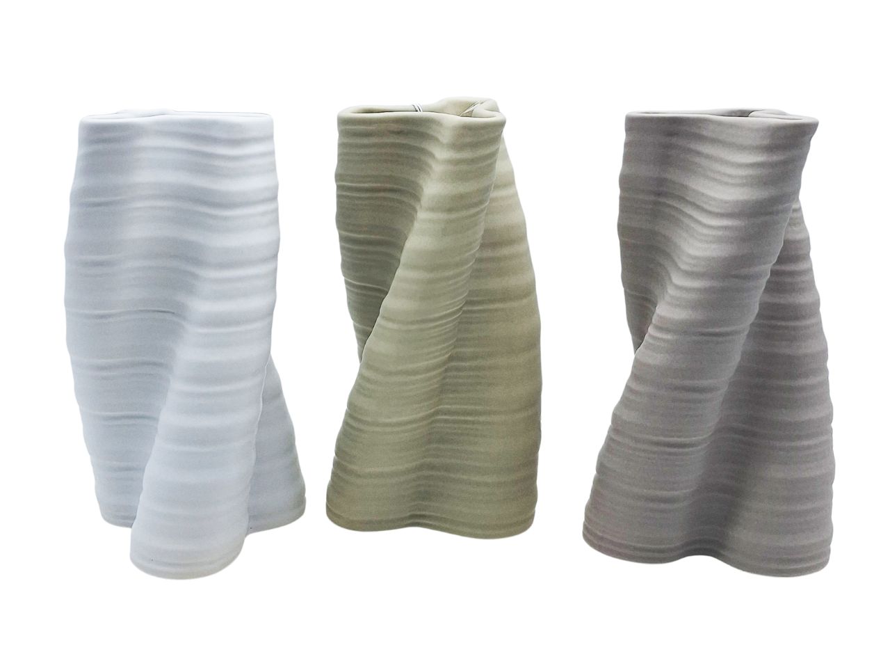 VASO IN CERAMICA 28X13X13CM II MISURA COLORI ASS VASO IN CERAMICA 28X13X13CM II MISURA COLORI ASS