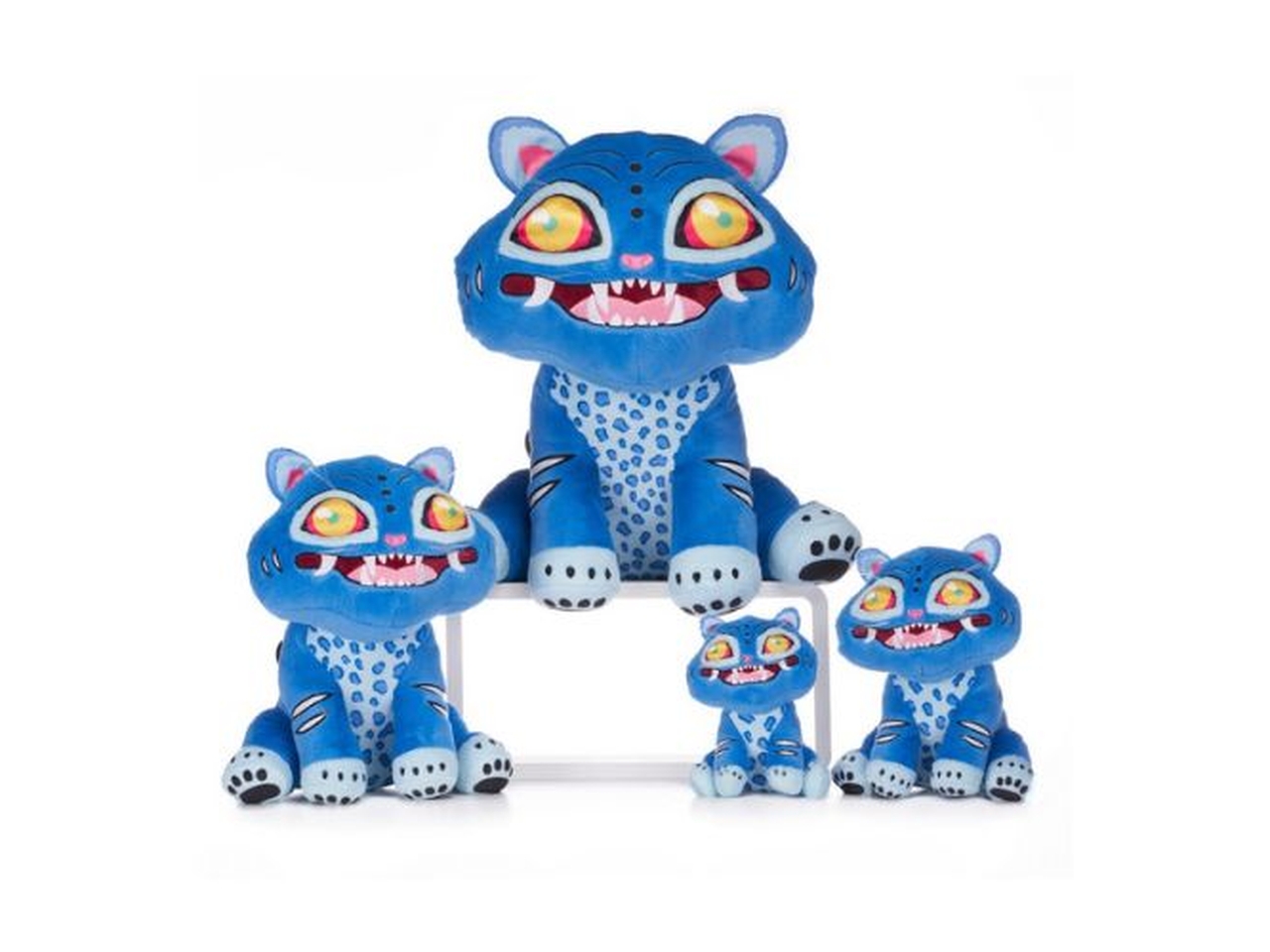 PELUCHE K-POP DERPY DEMON HUNTERS 30CM 3ASS.5627D